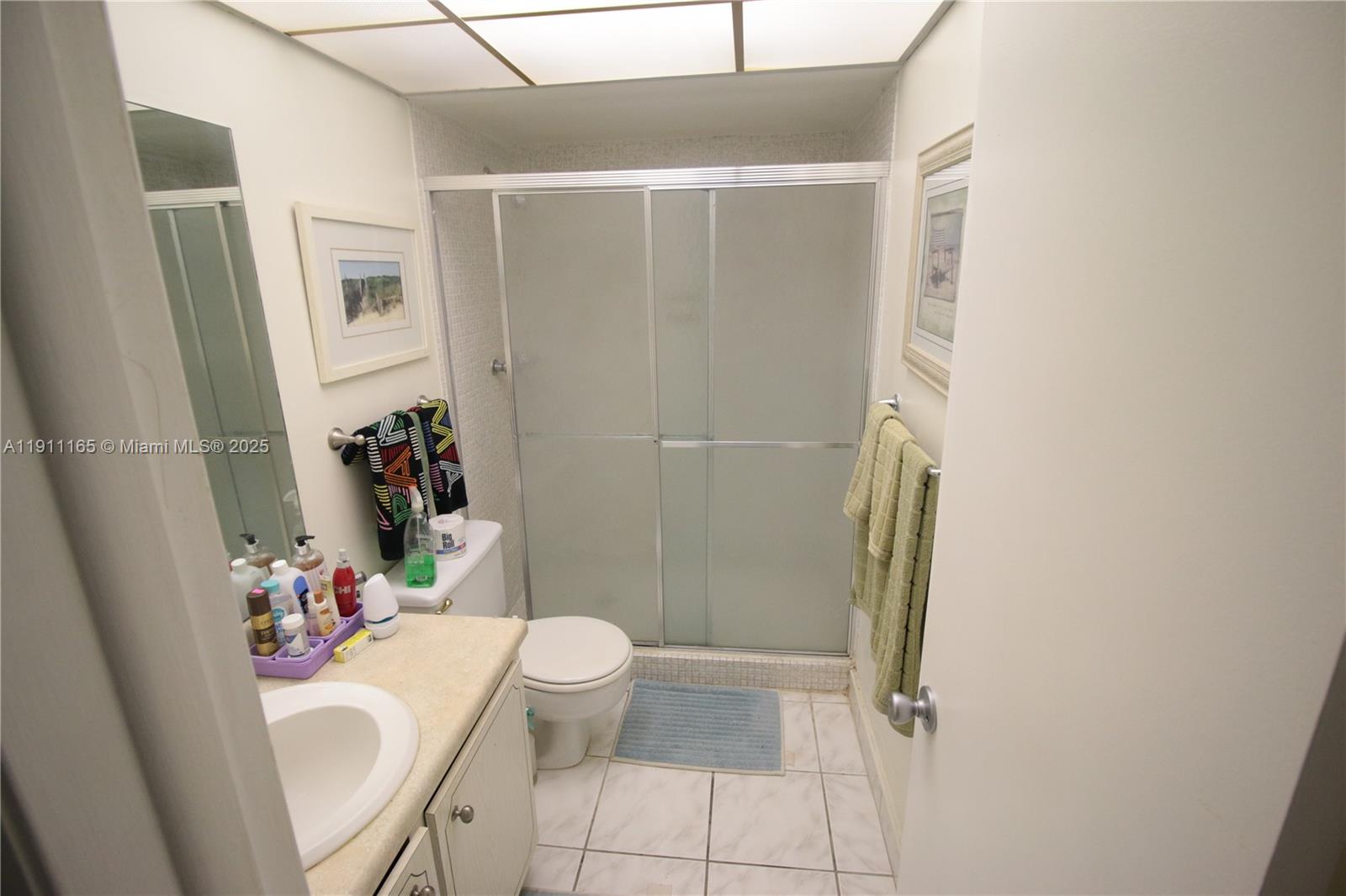 LAUDERDALE OAKS CONDO XII - Residential