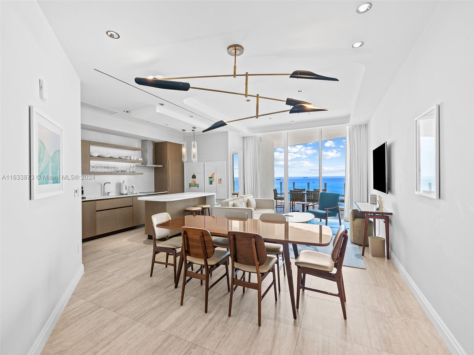 Four Seasons - Residential