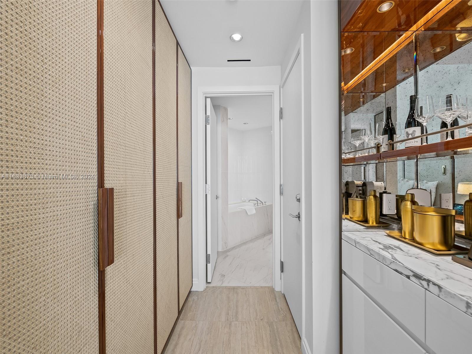 Four Seasons - Residential