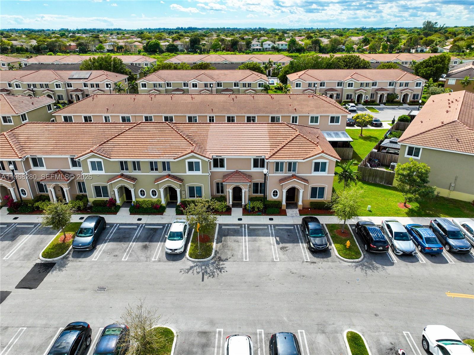 TOWNS AT SEASCAPE - Residential