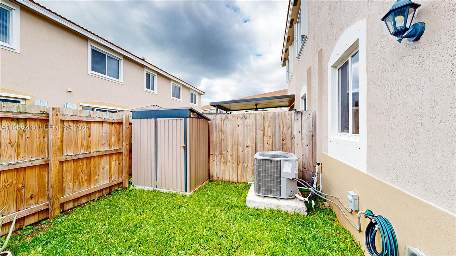 TOWNS AT SEASCAPE - Residential