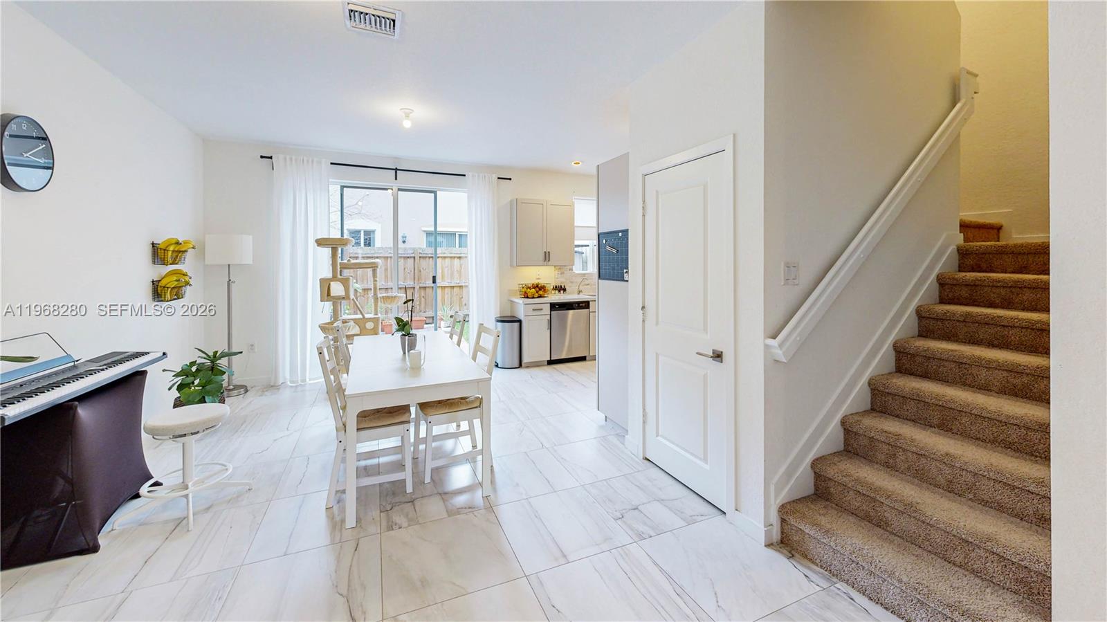 TOWNS AT SEASCAPE - Residential