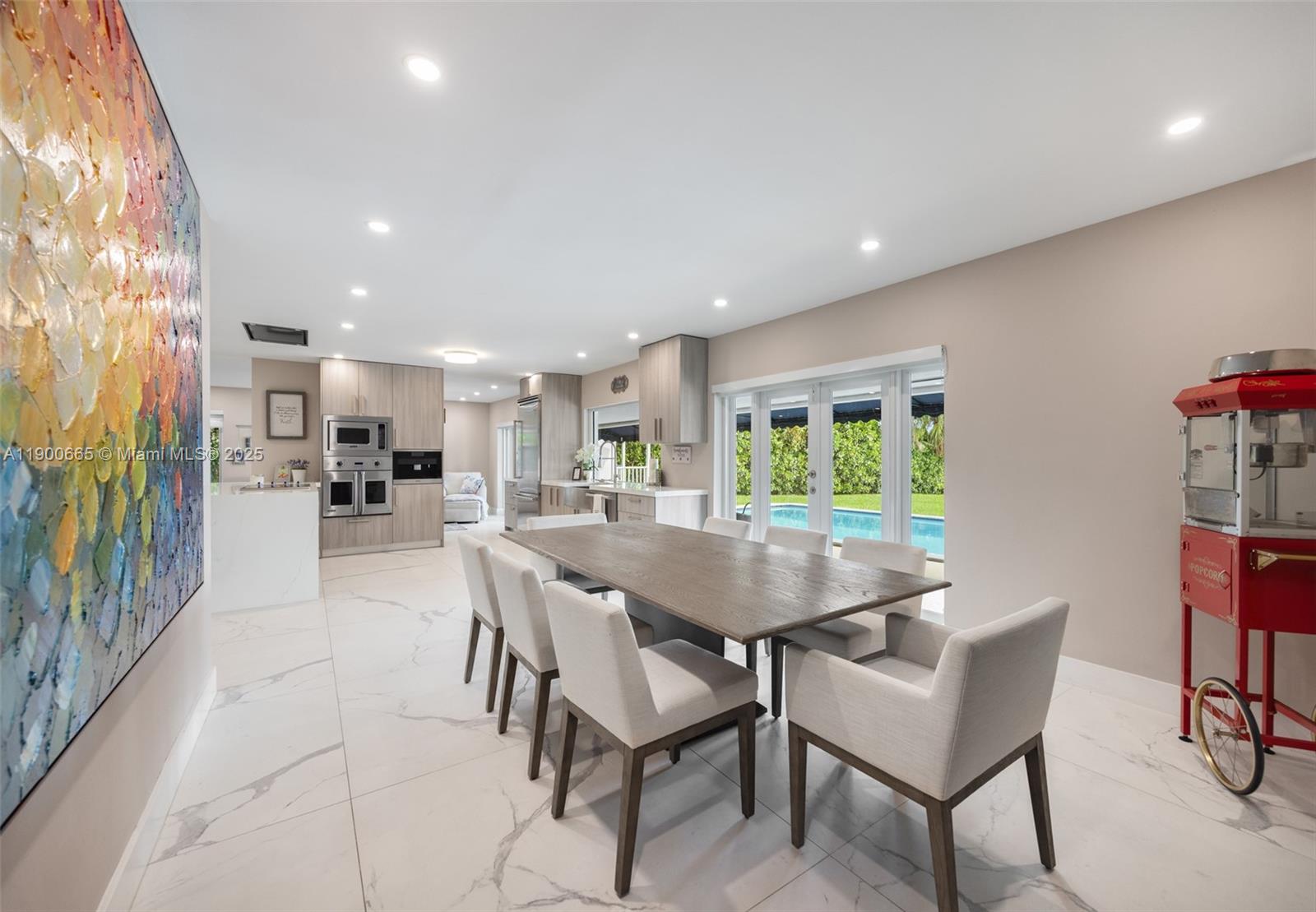 LAKESHORE SEC ONE - Residential