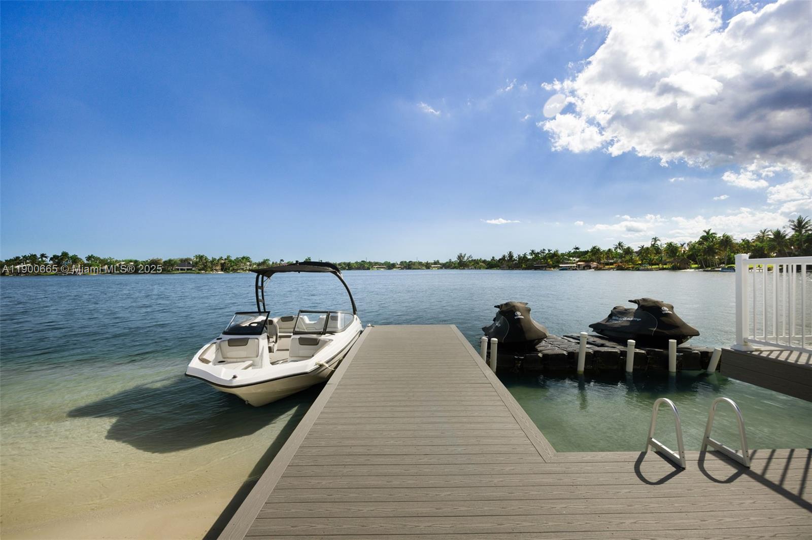 LAKESHORE SEC ONE - Residential