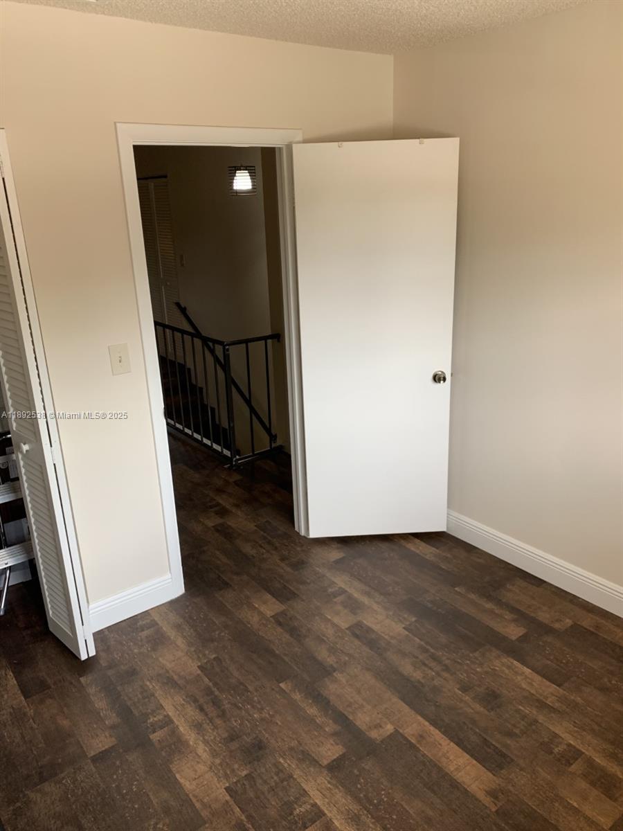 VALENCIA VILLAGE PH I - Residential Lease