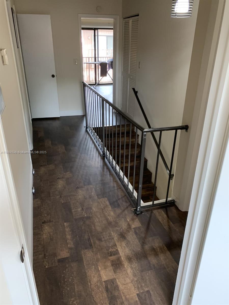 VALENCIA VILLAGE PH I - Residential Lease