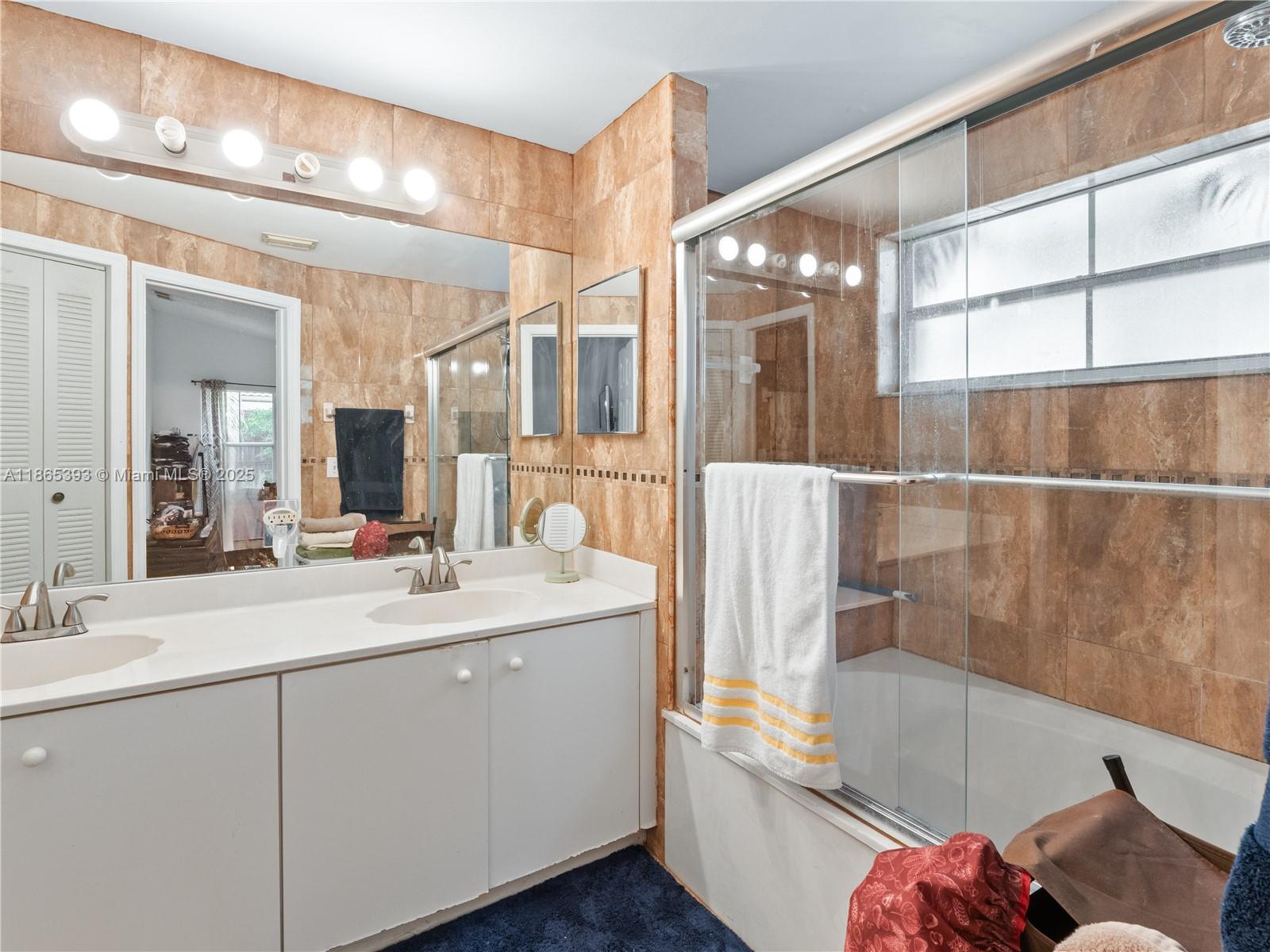 CHAPEL TRAIL II - Residential