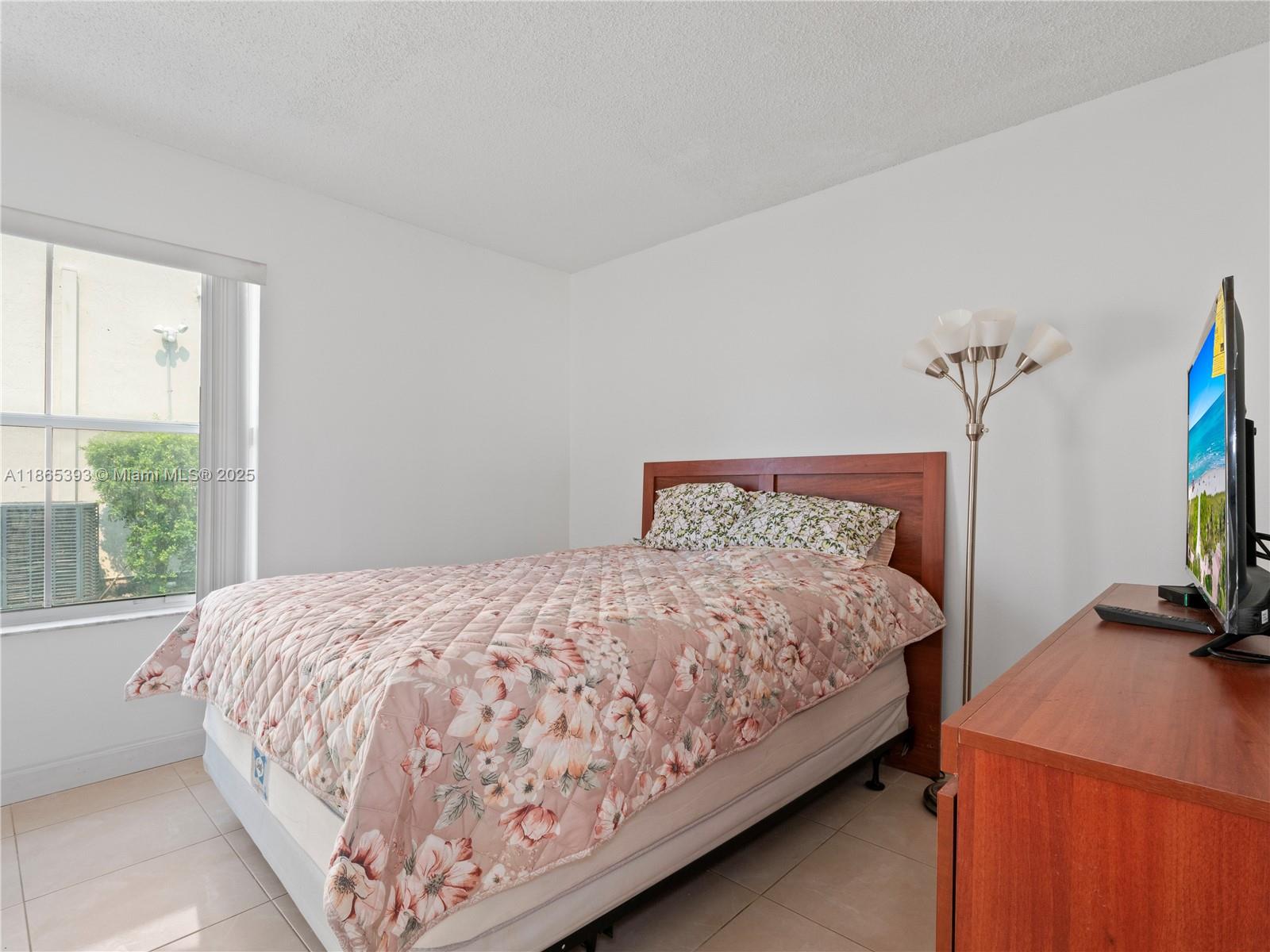 CHAPEL TRAIL II - Residential