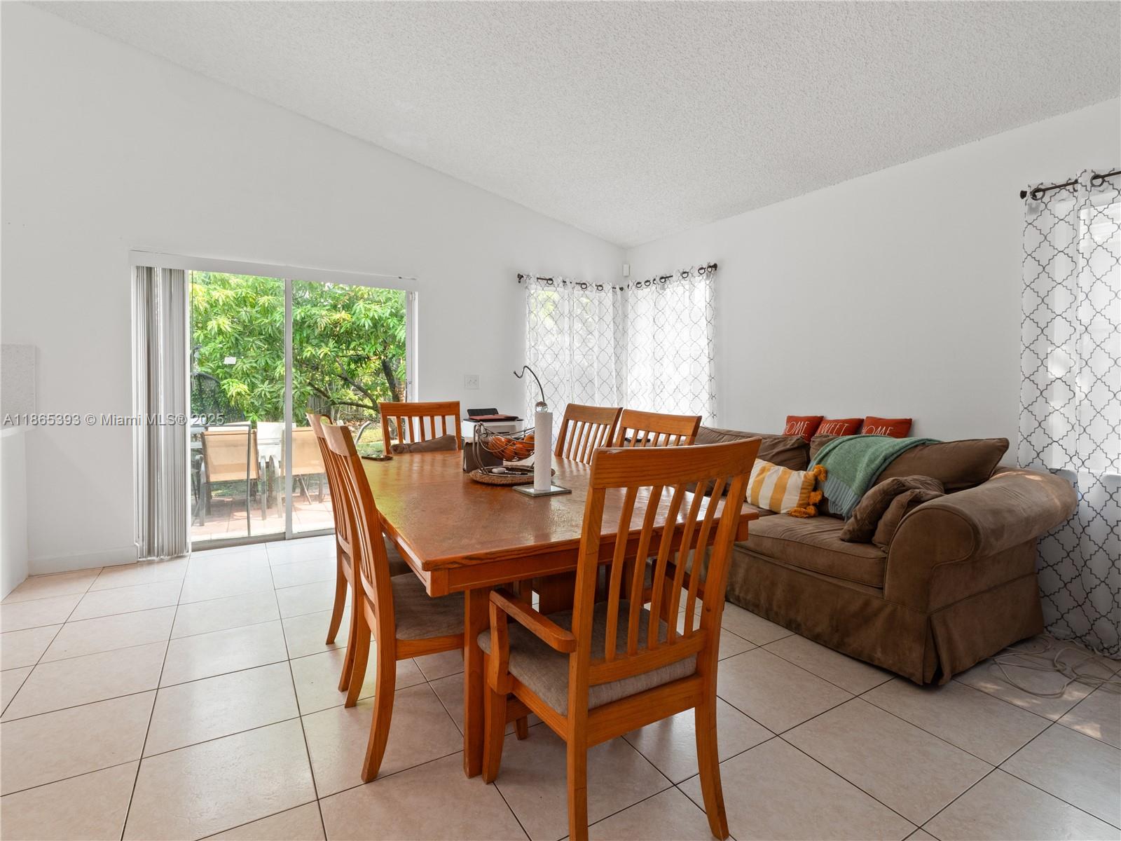 CHAPEL TRAIL II - Residential