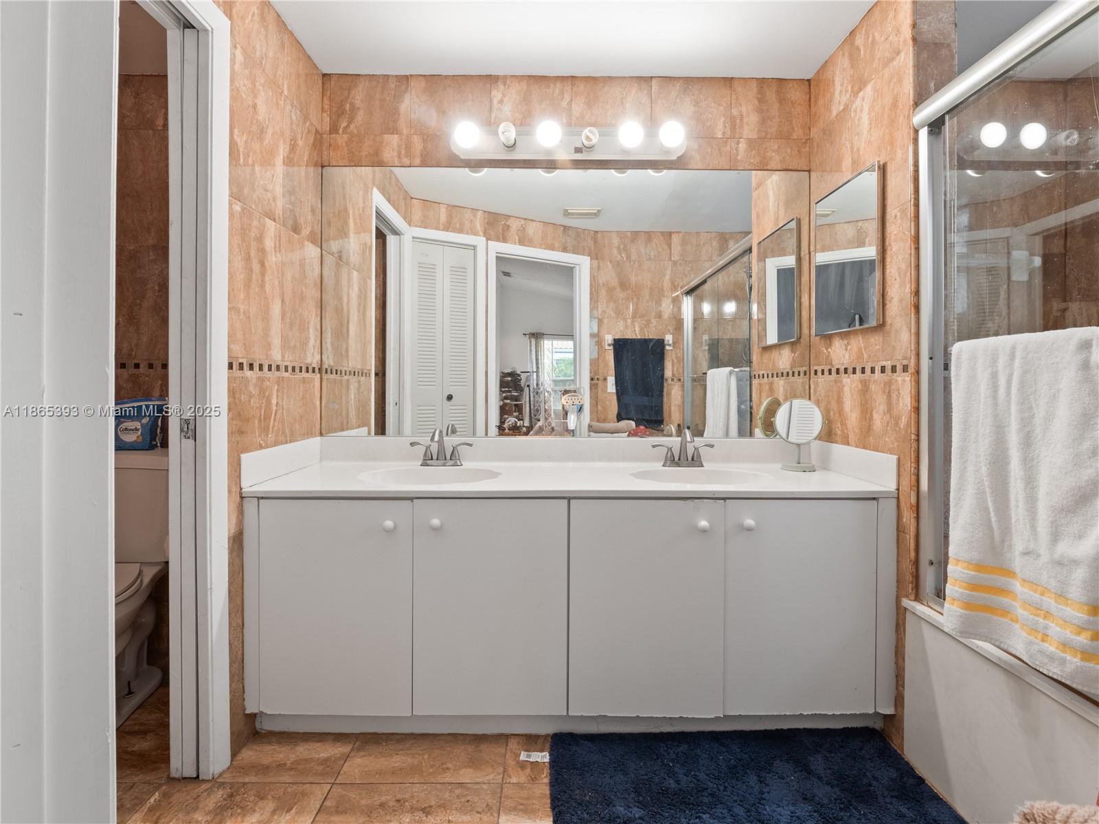 CHAPEL TRAIL II - Residential