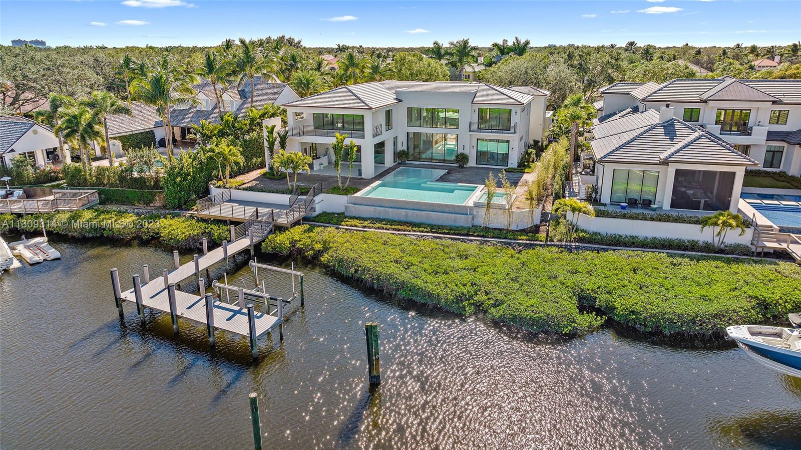 Admirals Cove - Residential