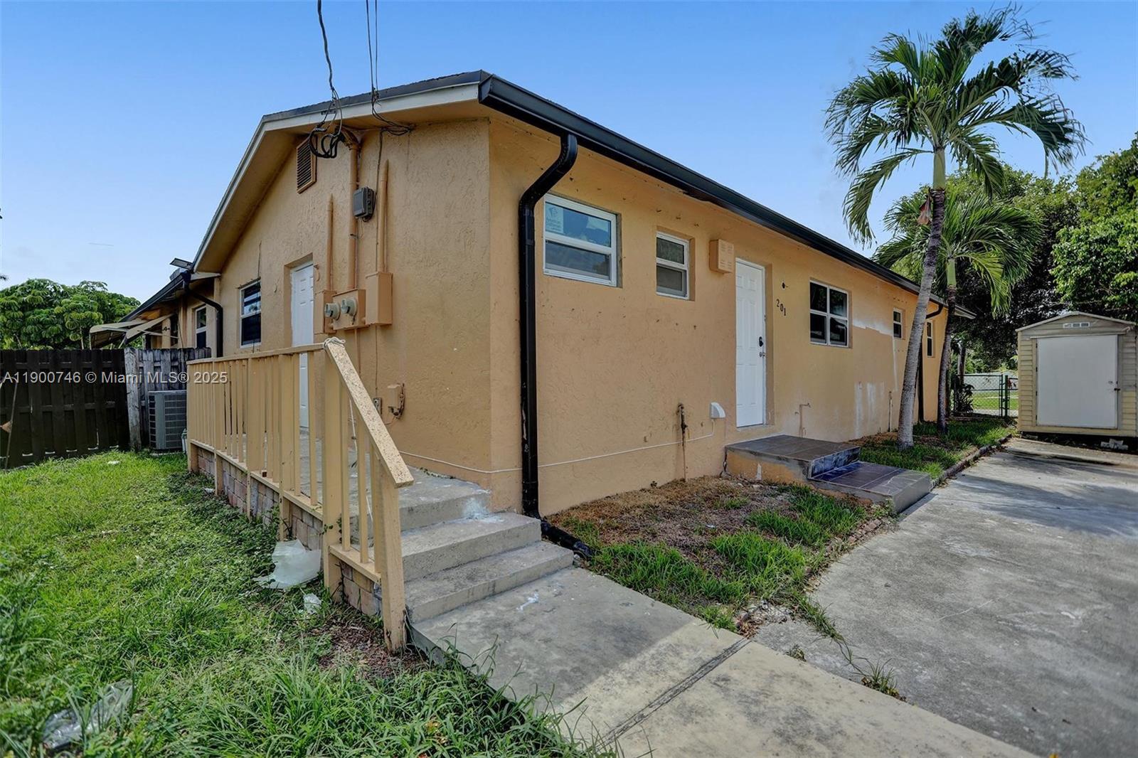 201 NE 2nd Ave
