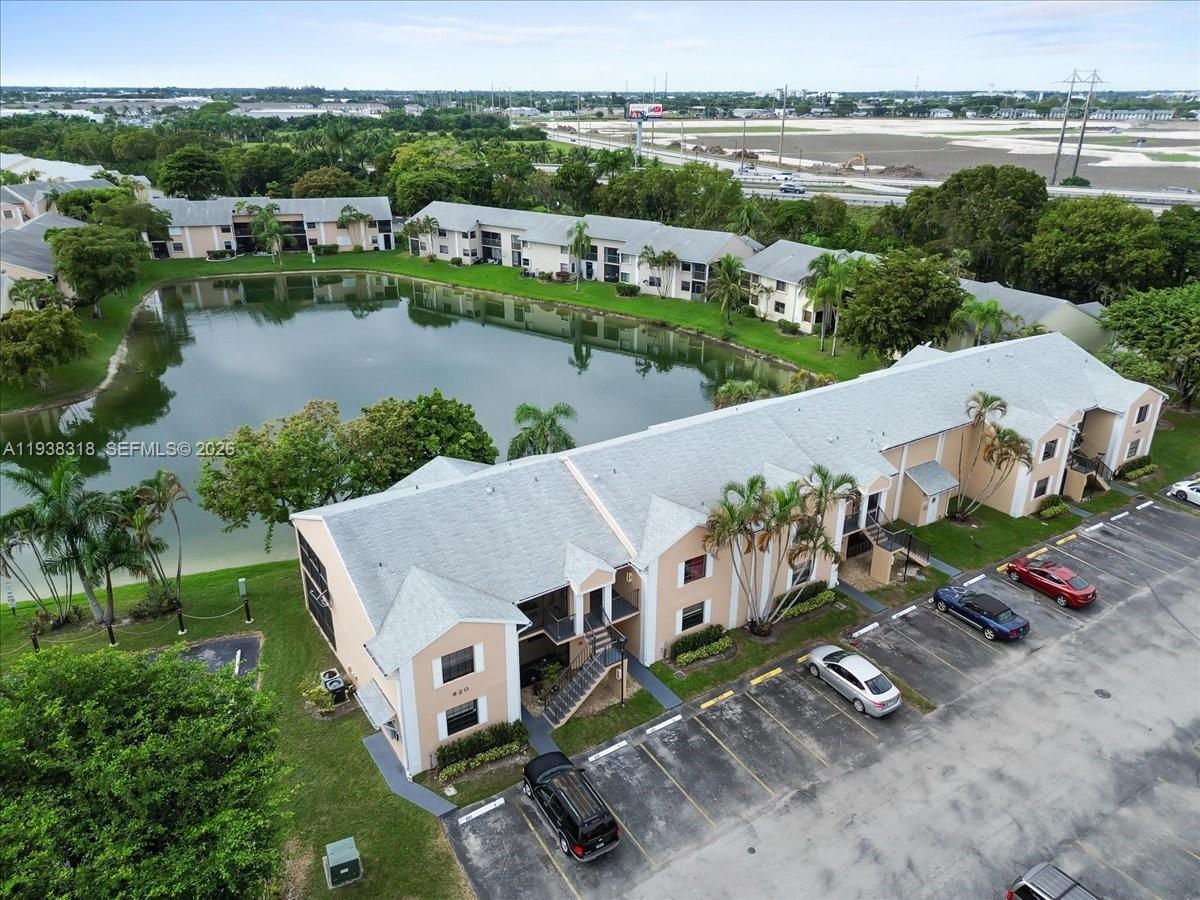 LAKESHORE CONDO I - Residential