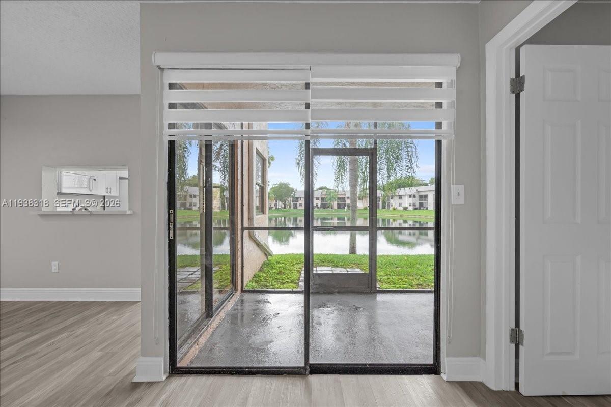 LAKESHORE CONDO I - Residential