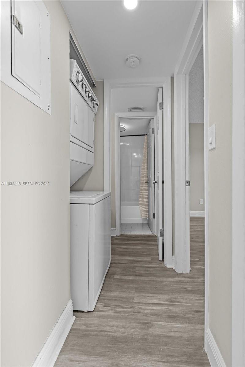 LAKESHORE CONDO I - Residential