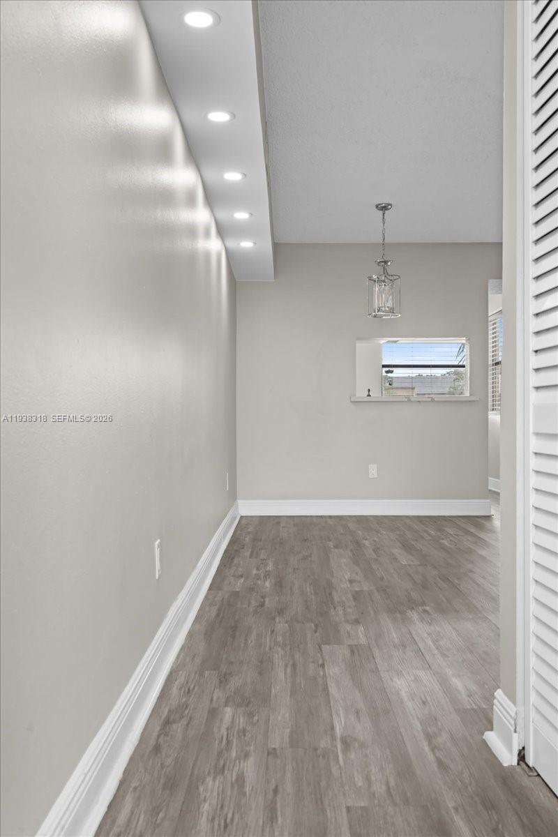 LAKESHORE CONDO I - Residential