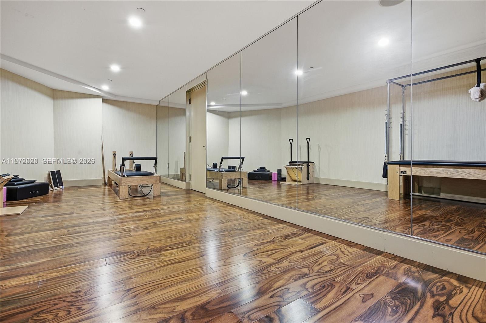 50 BISCAYNE CONDO - Residential