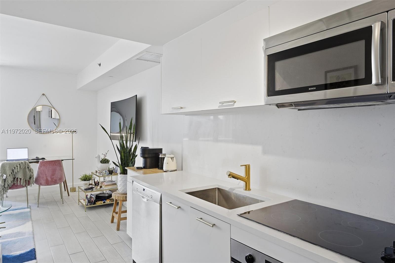 50 BISCAYNE CONDO - Residential