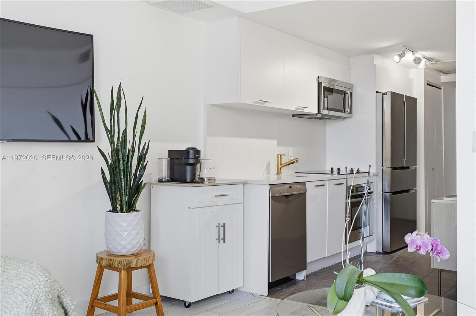 50 BISCAYNE CONDO - Residential