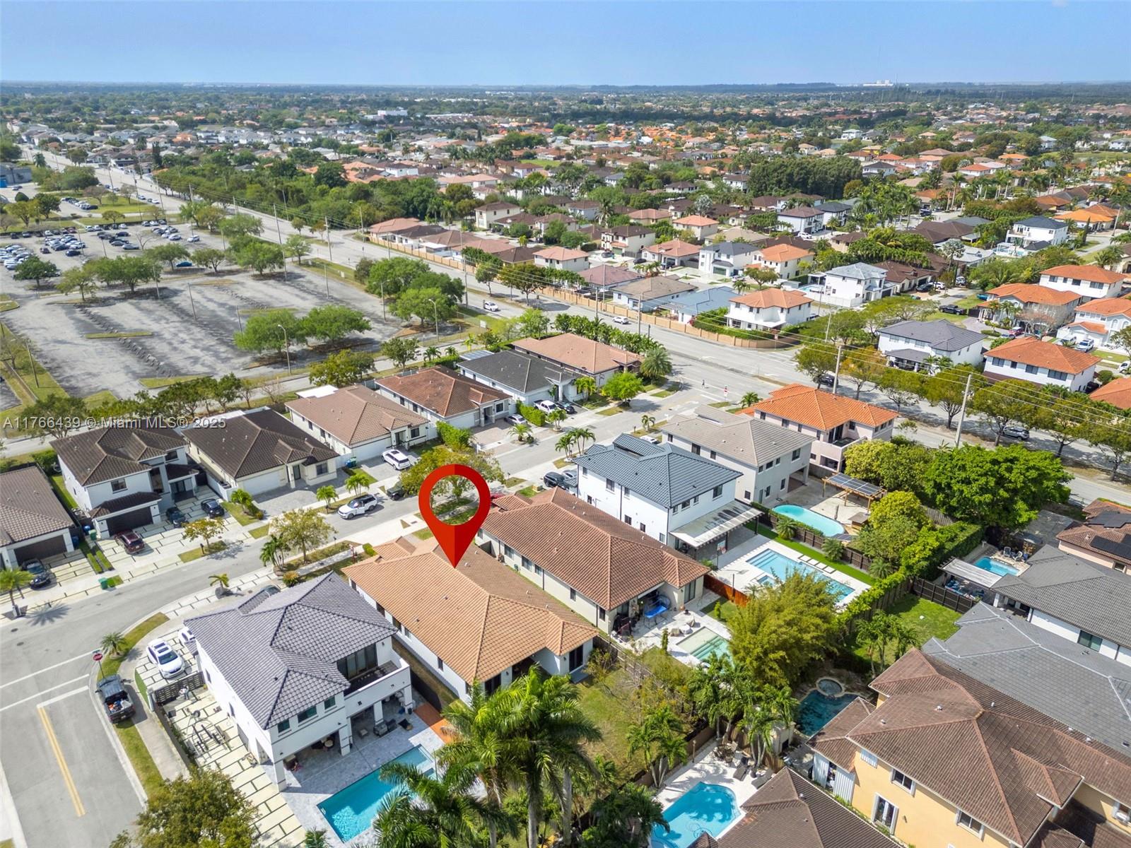 PALMERA ESTATES - Residential
