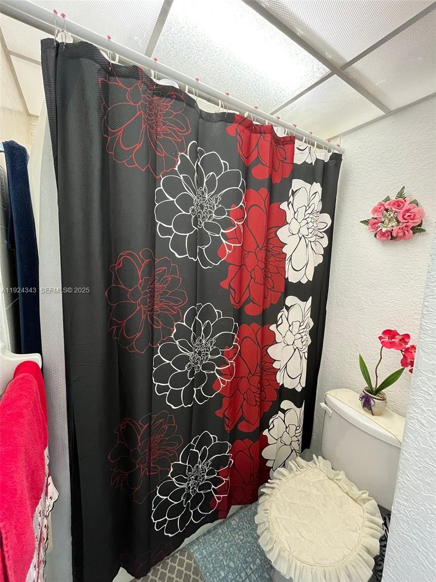 BELLA VENEZIA CONDO - Residential