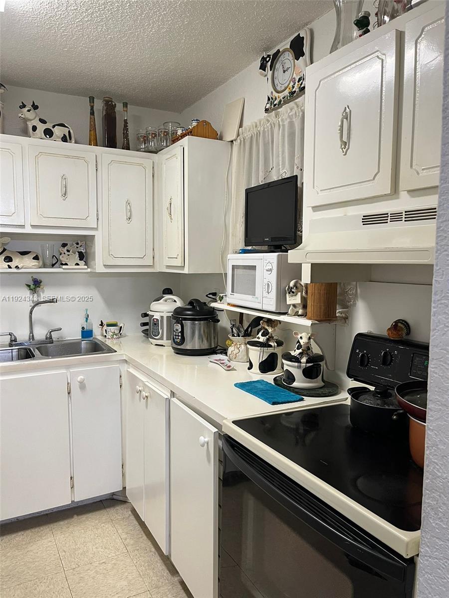 BELLA VENEZIA CONDO - Residential