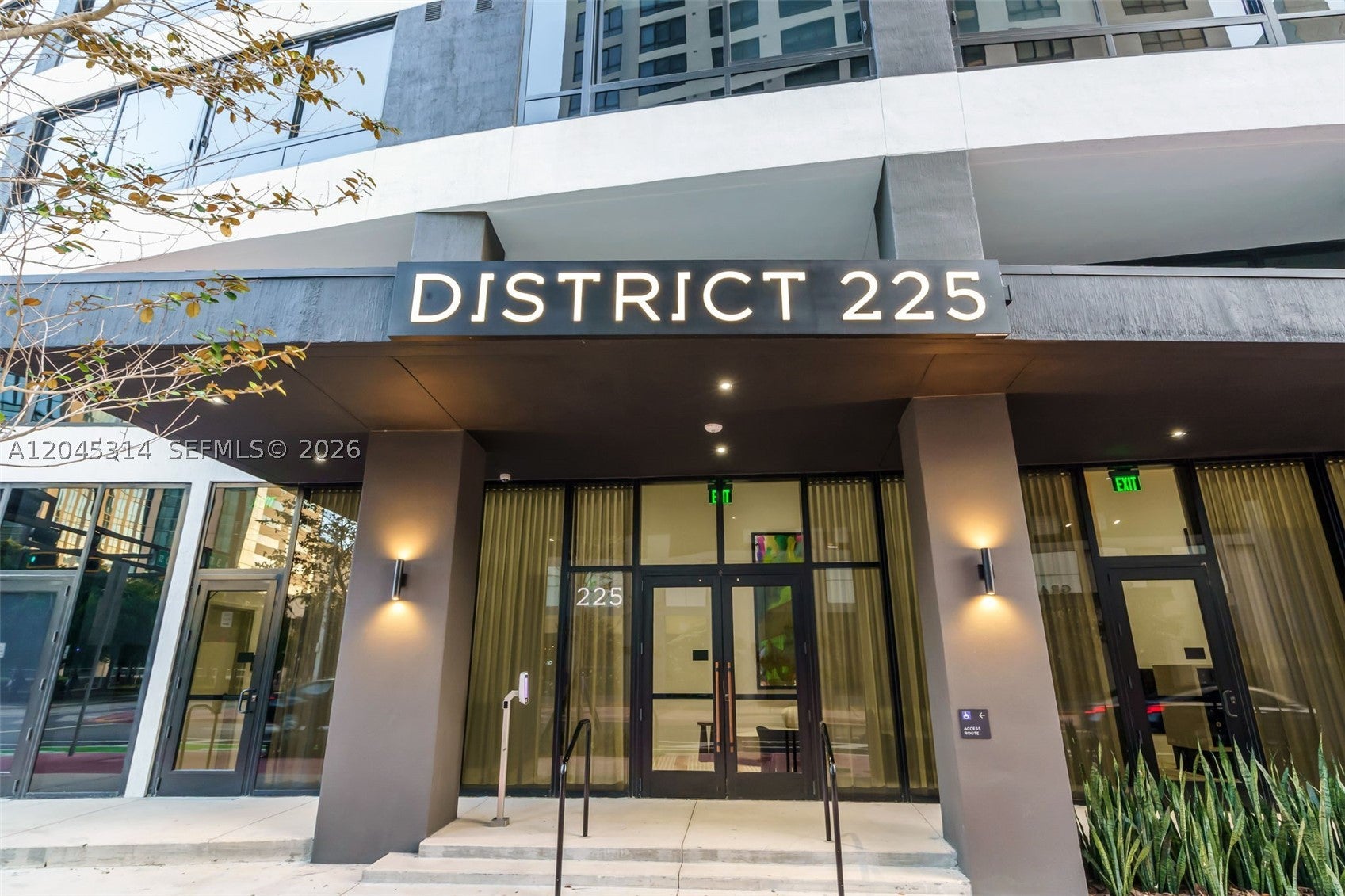 225 N Miami Ave