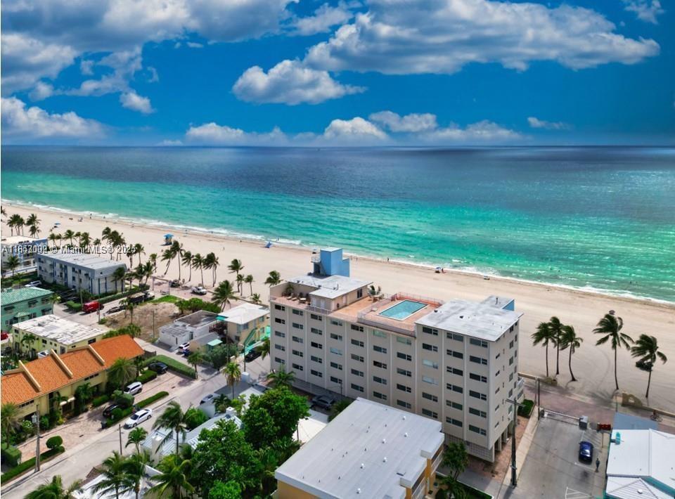MAINSAIL CONDOMINIUM - Residential Lease