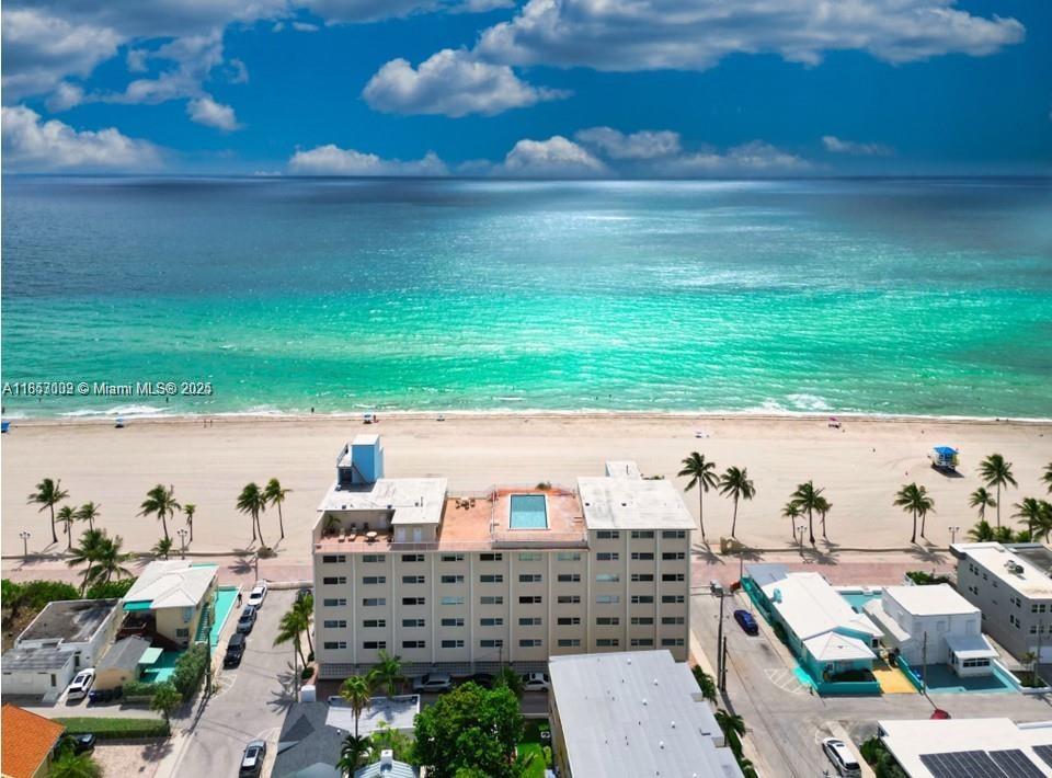 MAINSAIL CONDOMINIUM - Residential Lease