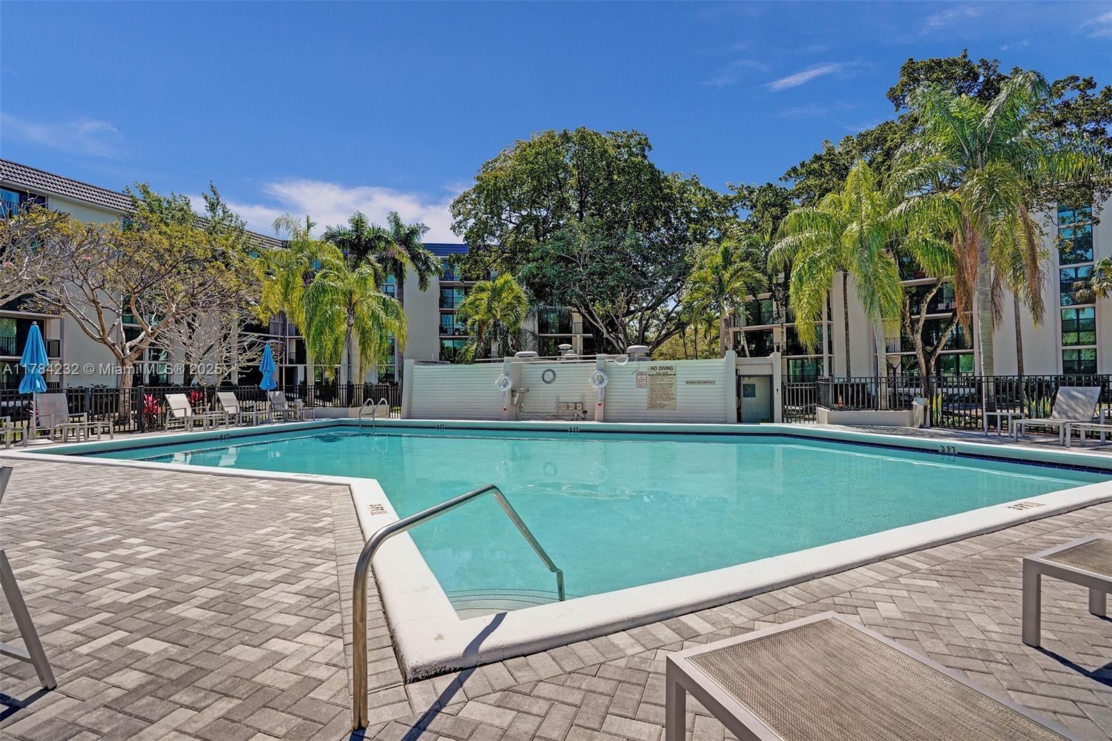 RIVER REACH CONDOMINIUM I - Residential