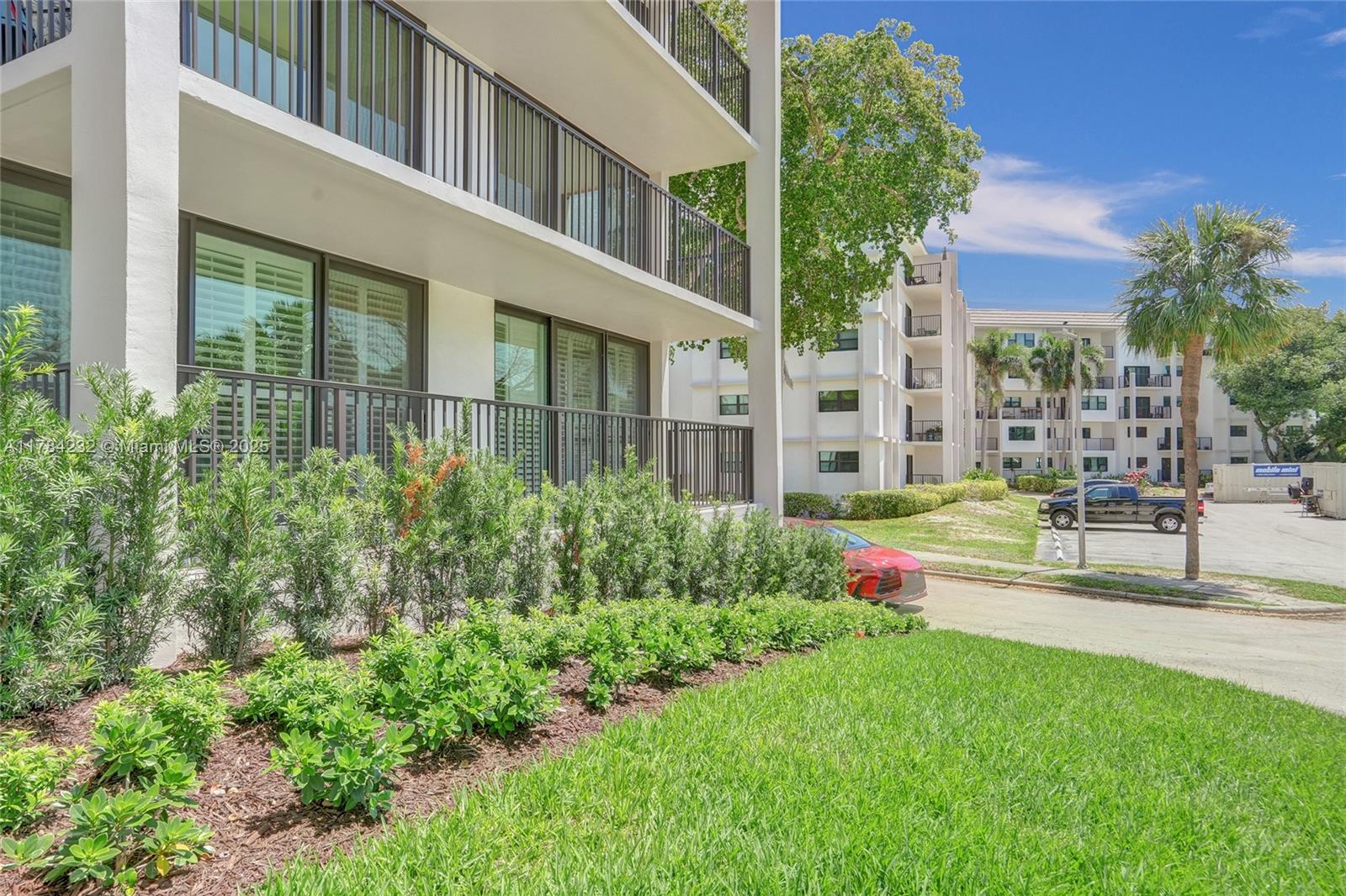 RIVER REACH CONDOMINIUM I - Residential