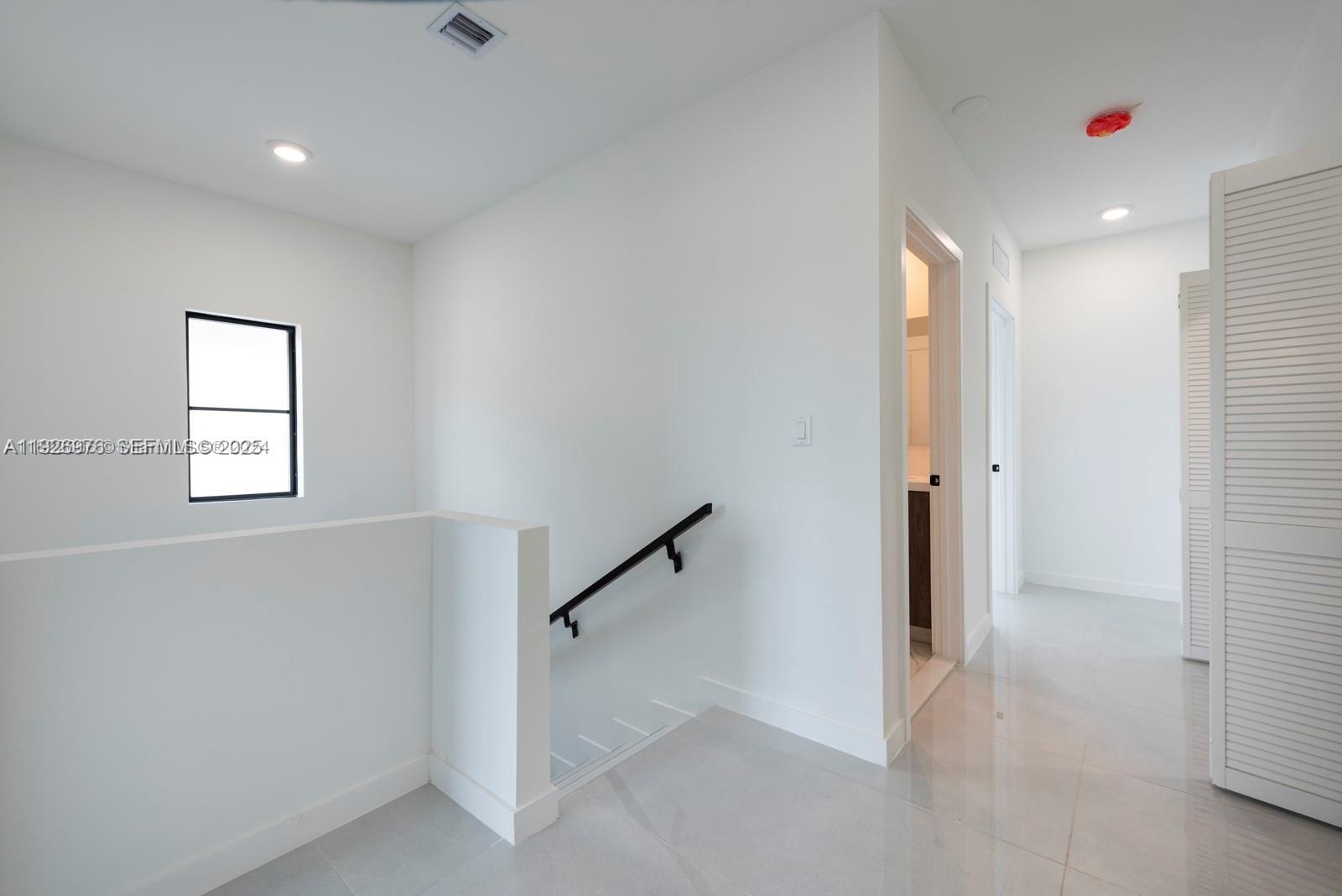 ON ALBA - Residential Lease