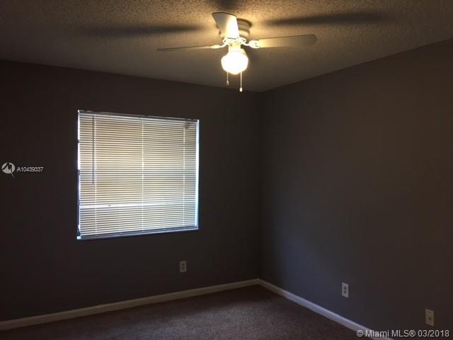 GRENADIER LAKES AT WELLEB - Residential