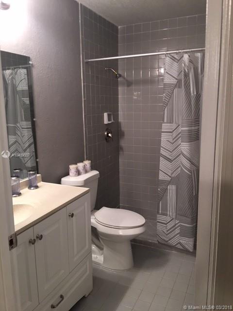 GRENADIER LAKES AT WELLEB - Residential