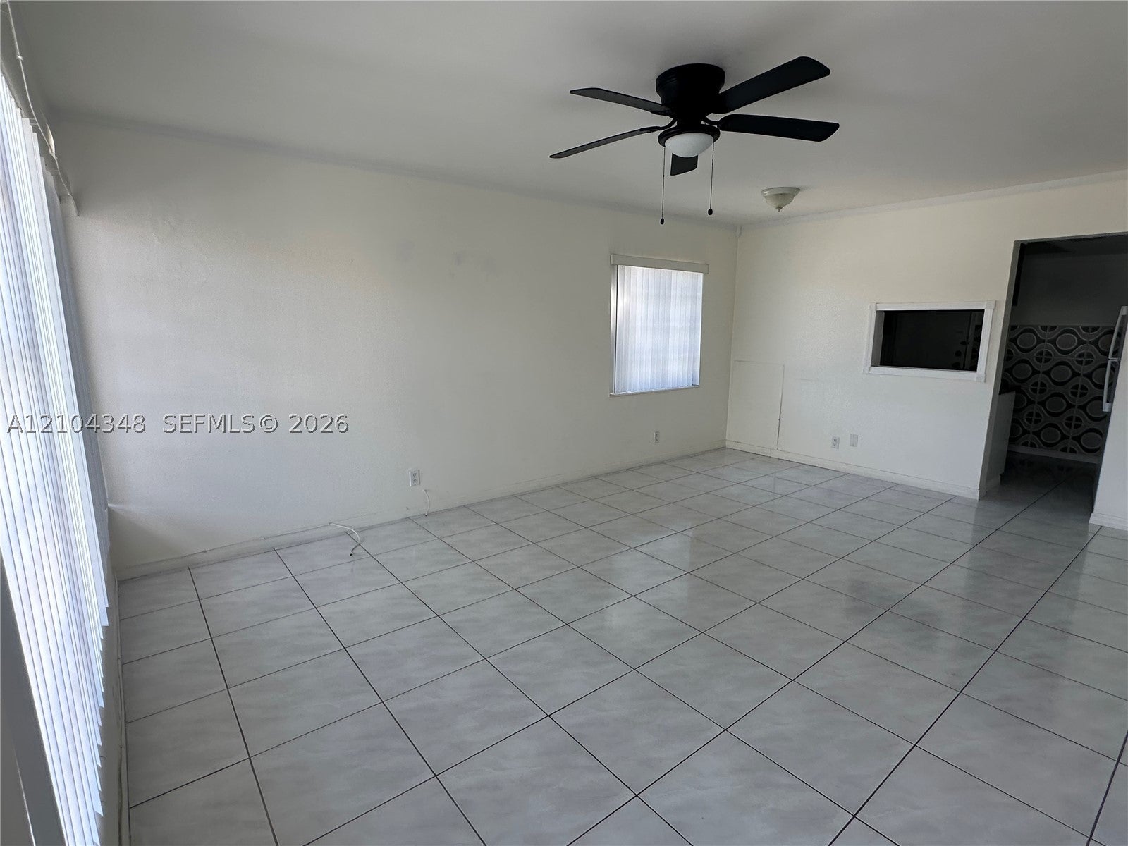1460 NE 169th St 211