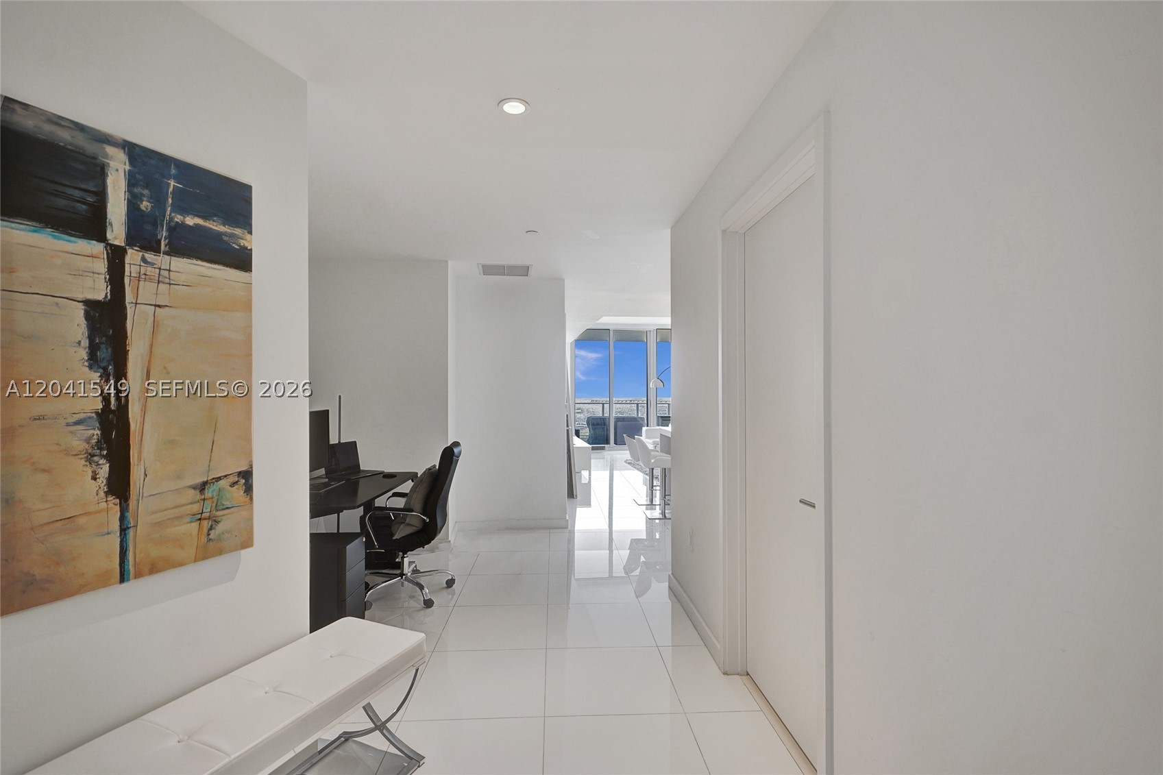 851 NE 1st Ave 3800
