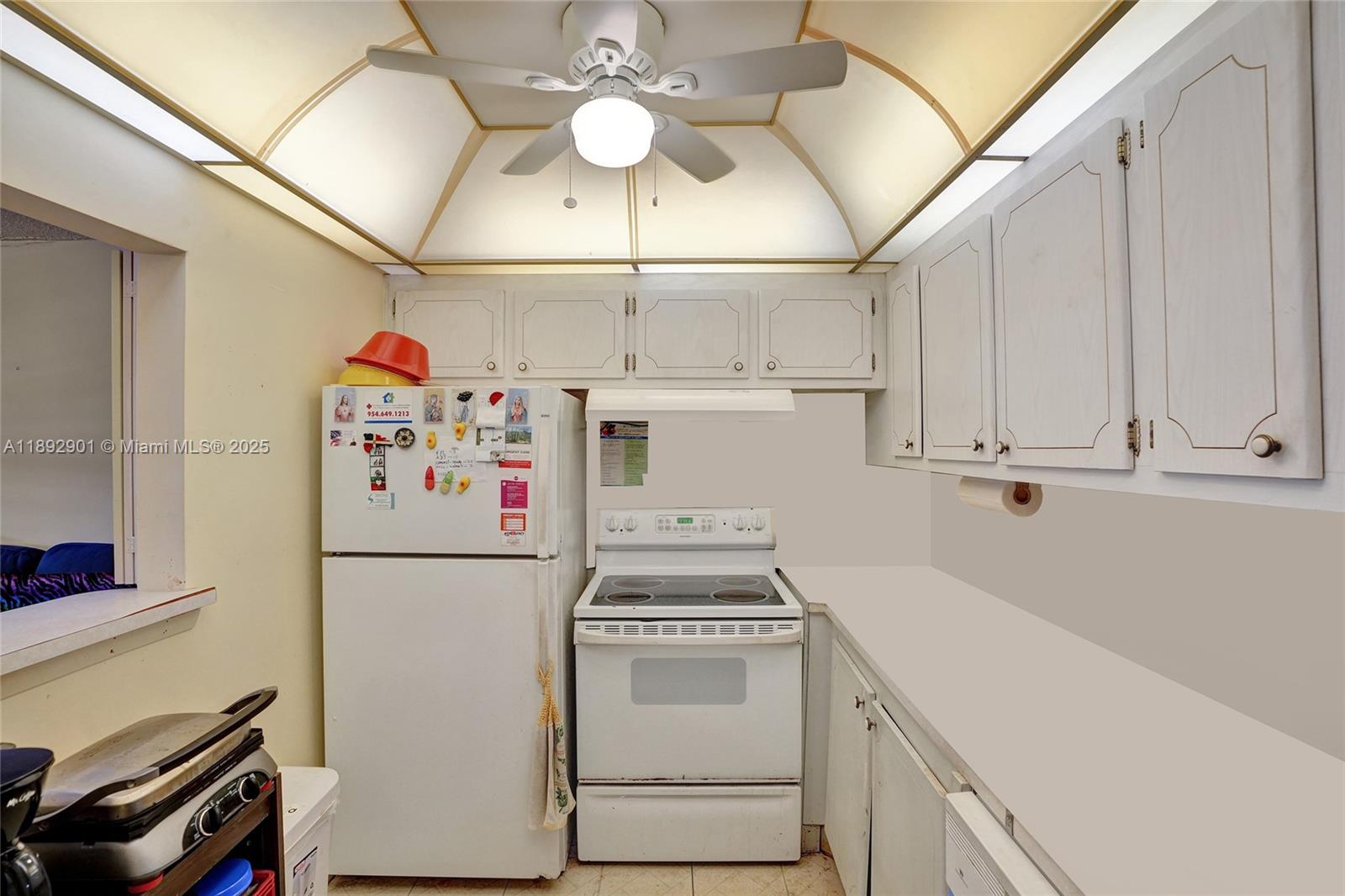 OAKRIDGE I CONDO - Residential