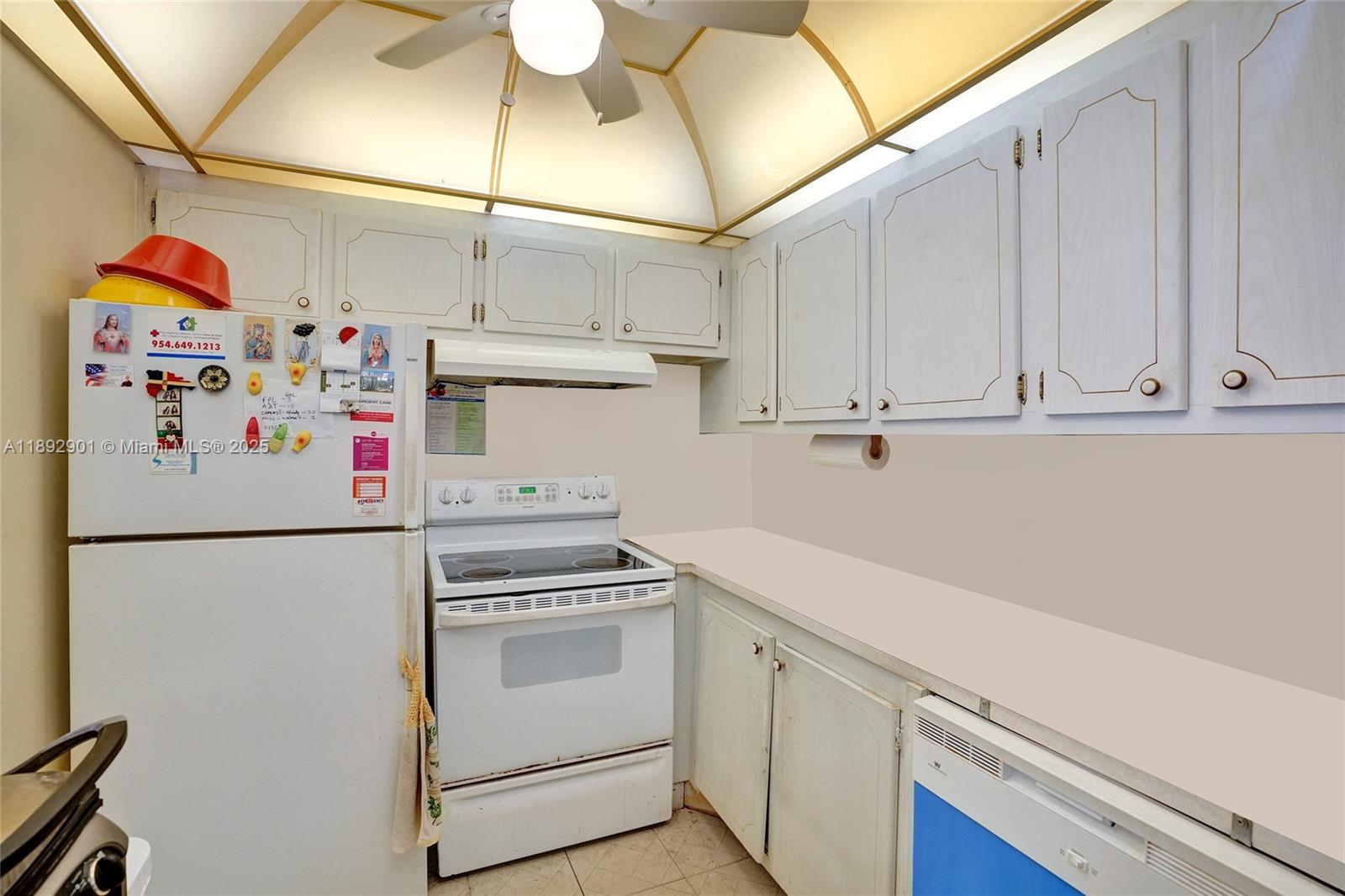 OAKRIDGE I CONDO - Residential