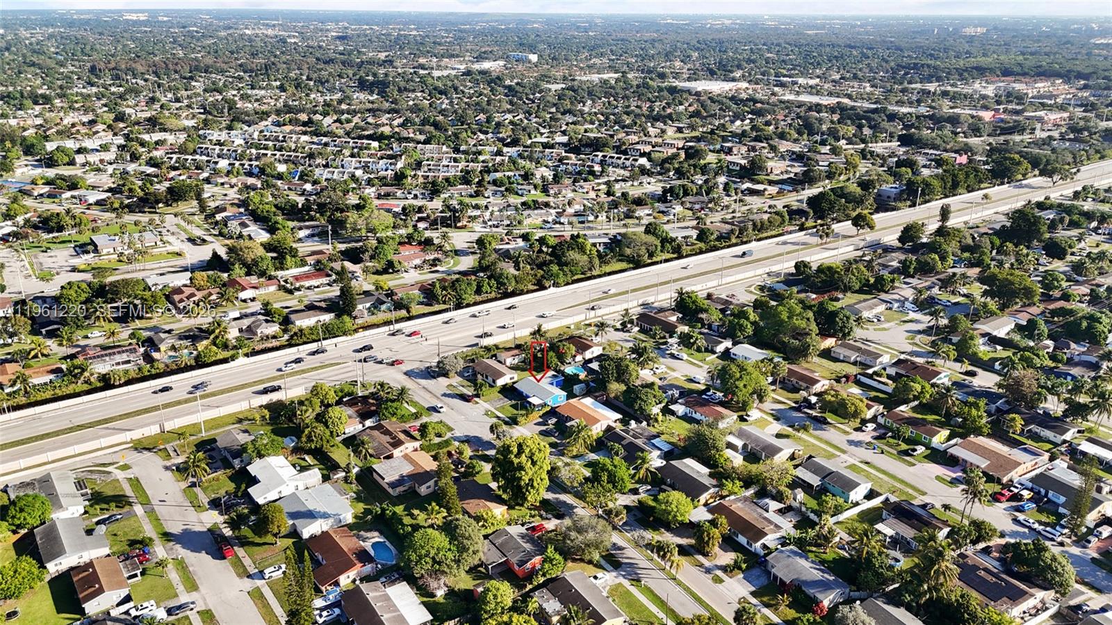 BROADVIEW COUNTRY CLUB - Residential