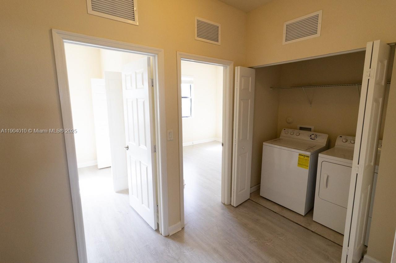 SILVER PALM WEST - Residential Lease