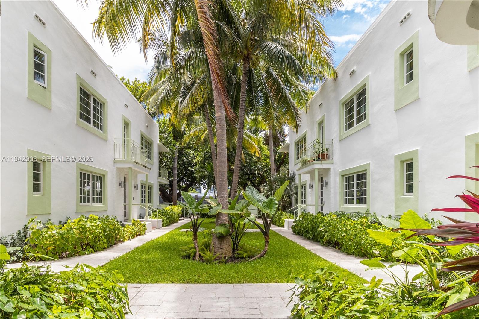 ARCADIA CONDO OF MIAMI BE - Residential