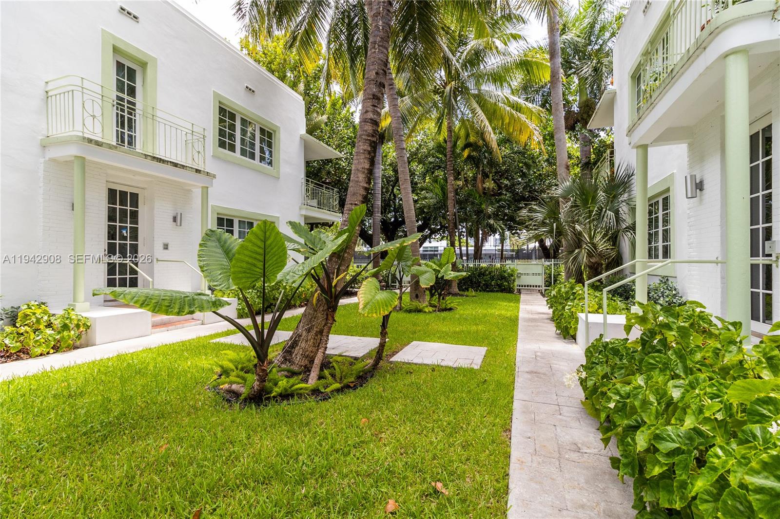 ARCADIA CONDO OF MIAMI BE - Residential