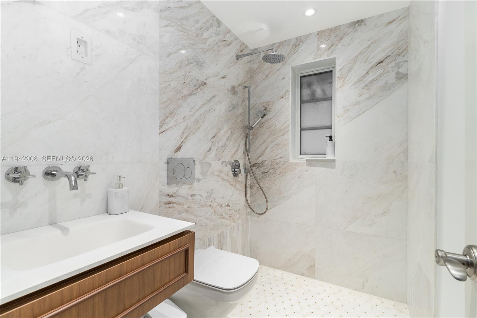 ARCADIA CONDO OF MIAMI BE - Residential