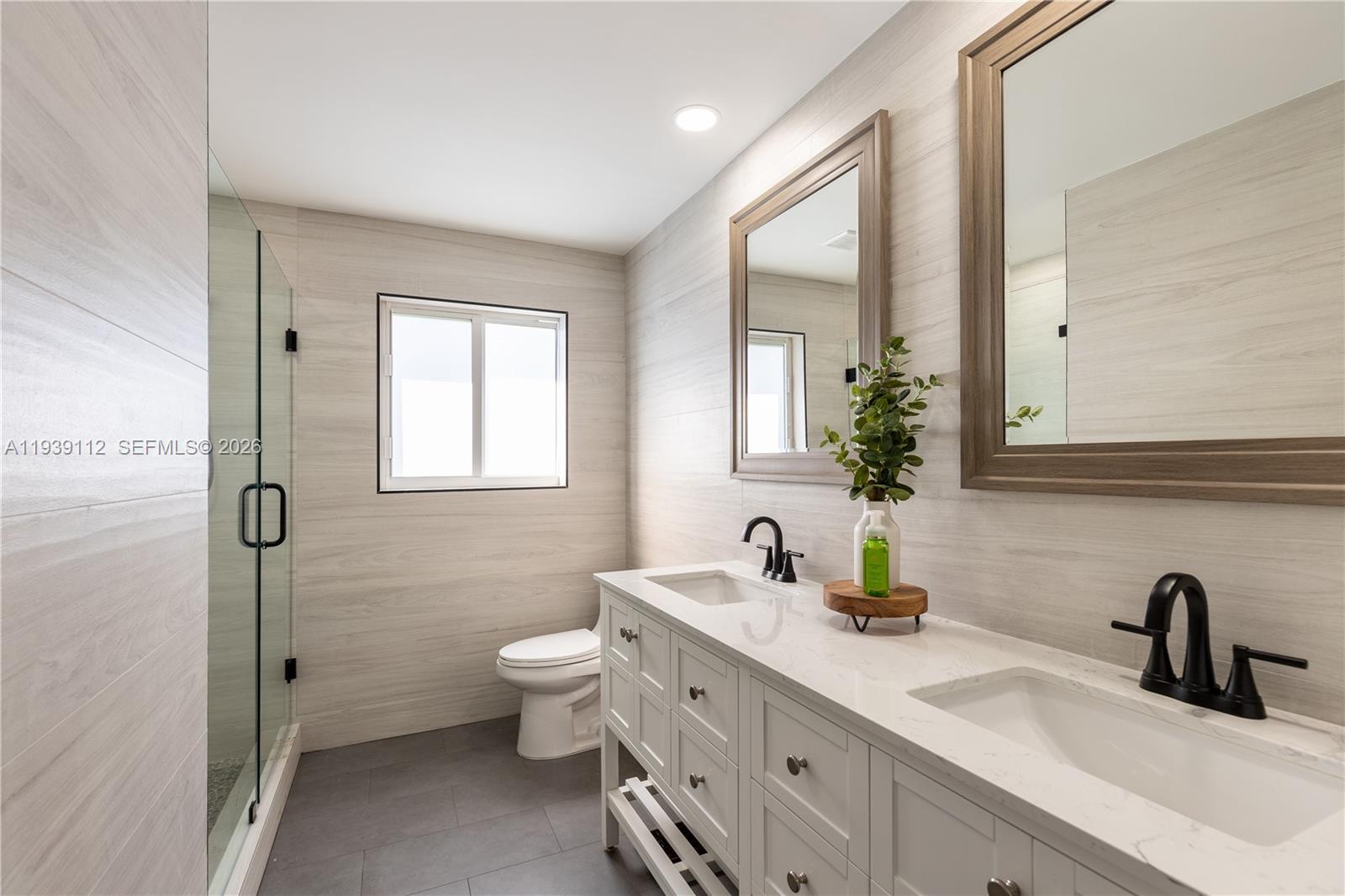 LANDINGS SECOND SEC - Residential Lease