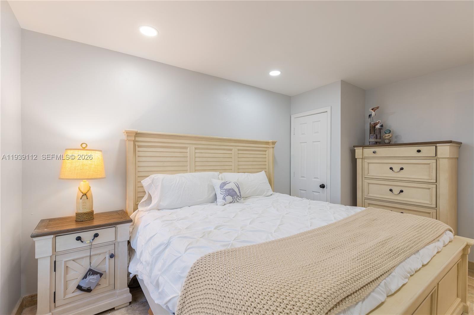 LANDINGS SECOND SEC - Residential Lease