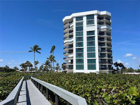 Photo of 2800 N Highway A1a #204, Fort Pierce, FL 34949 (MLS # A12003813)