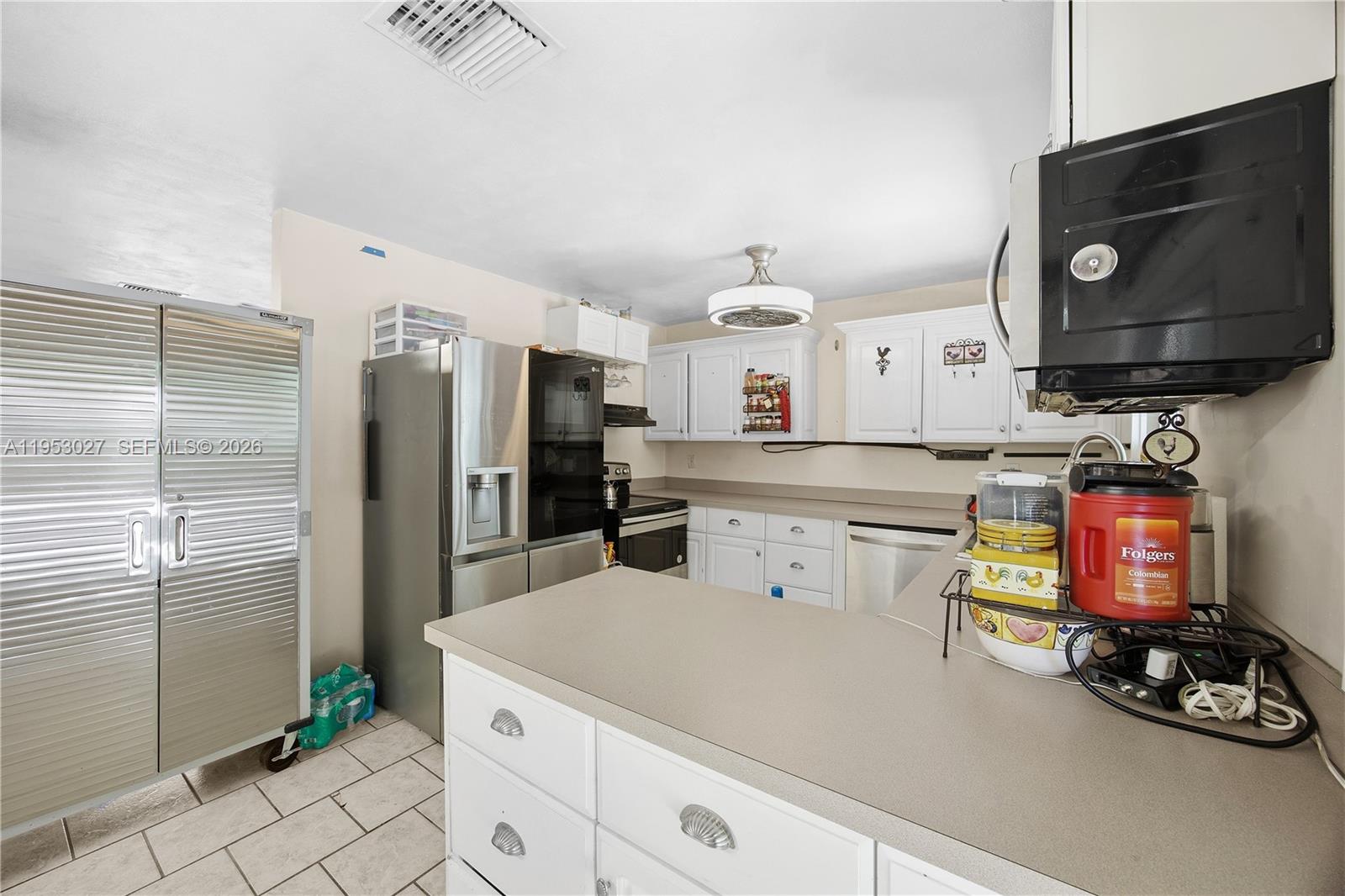 CAPE CORAL UNIT 47 - Residential