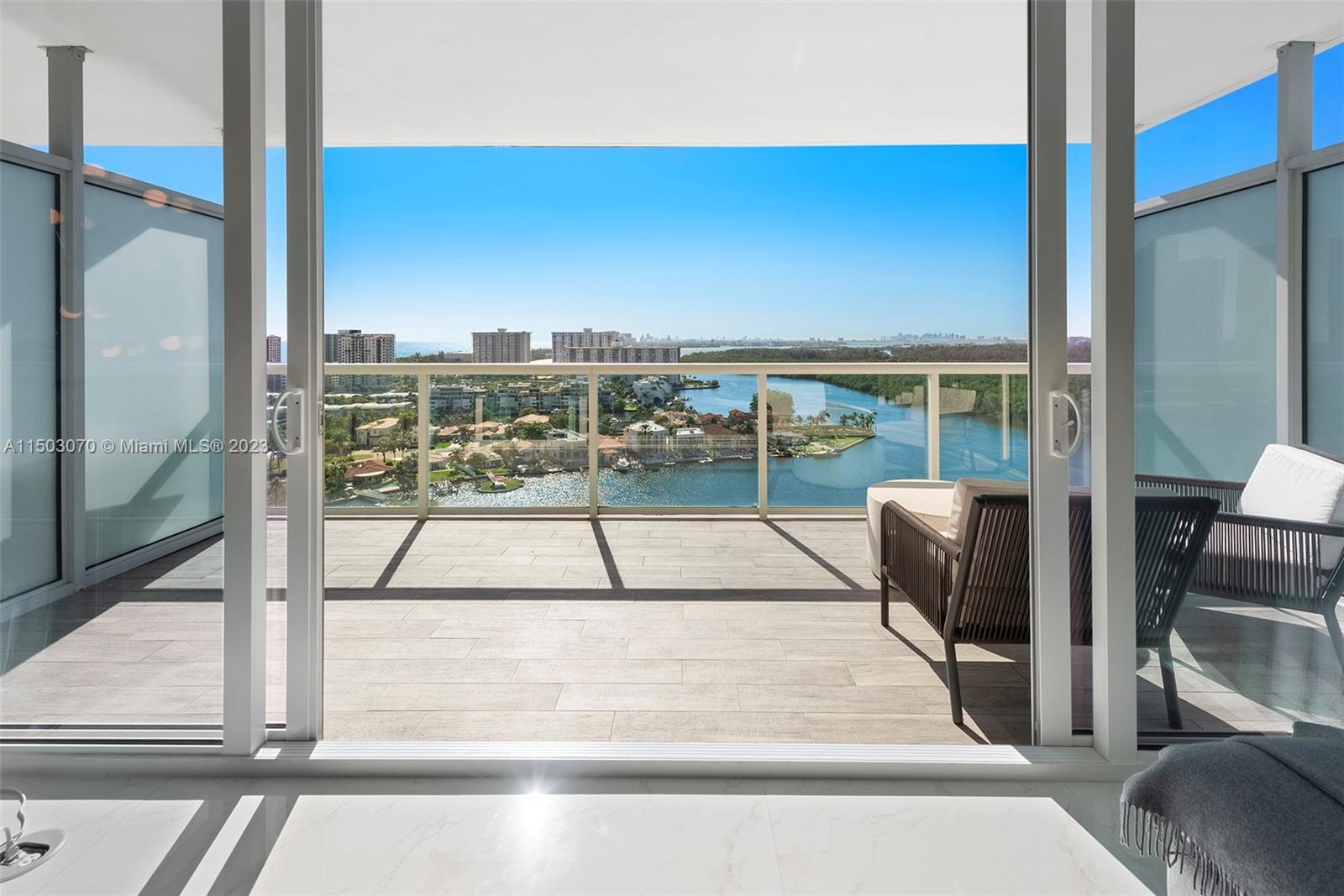 Property for Sale at 400 Sunny Isles Blvd 1904, Sunny Isles Beach, Miami-Dade County, Florida - Bedrooms: 3 
Bathrooms: 3  - $1,375,000
