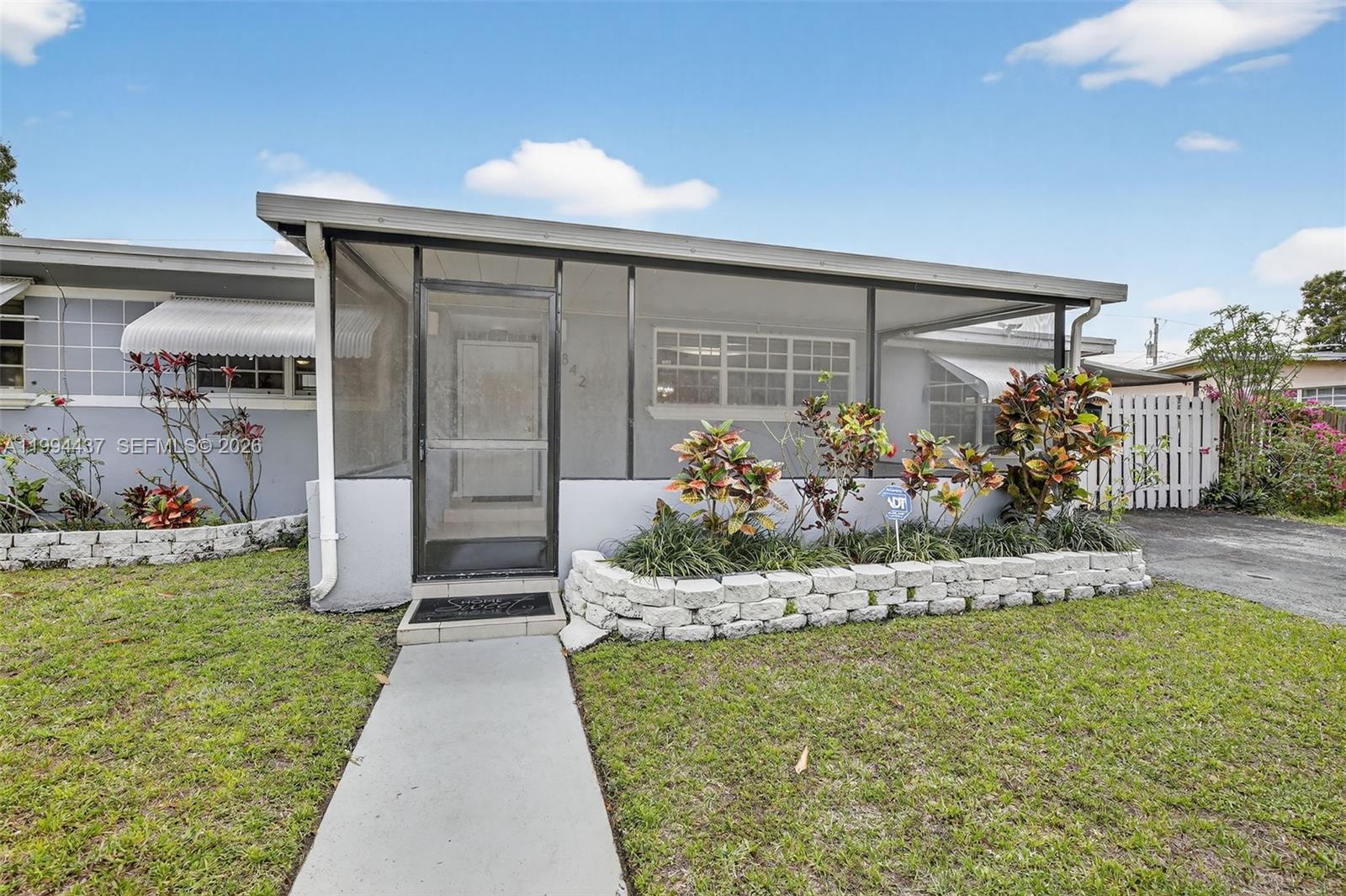 PLANTATION SUNRISE HEIGHT - Residential