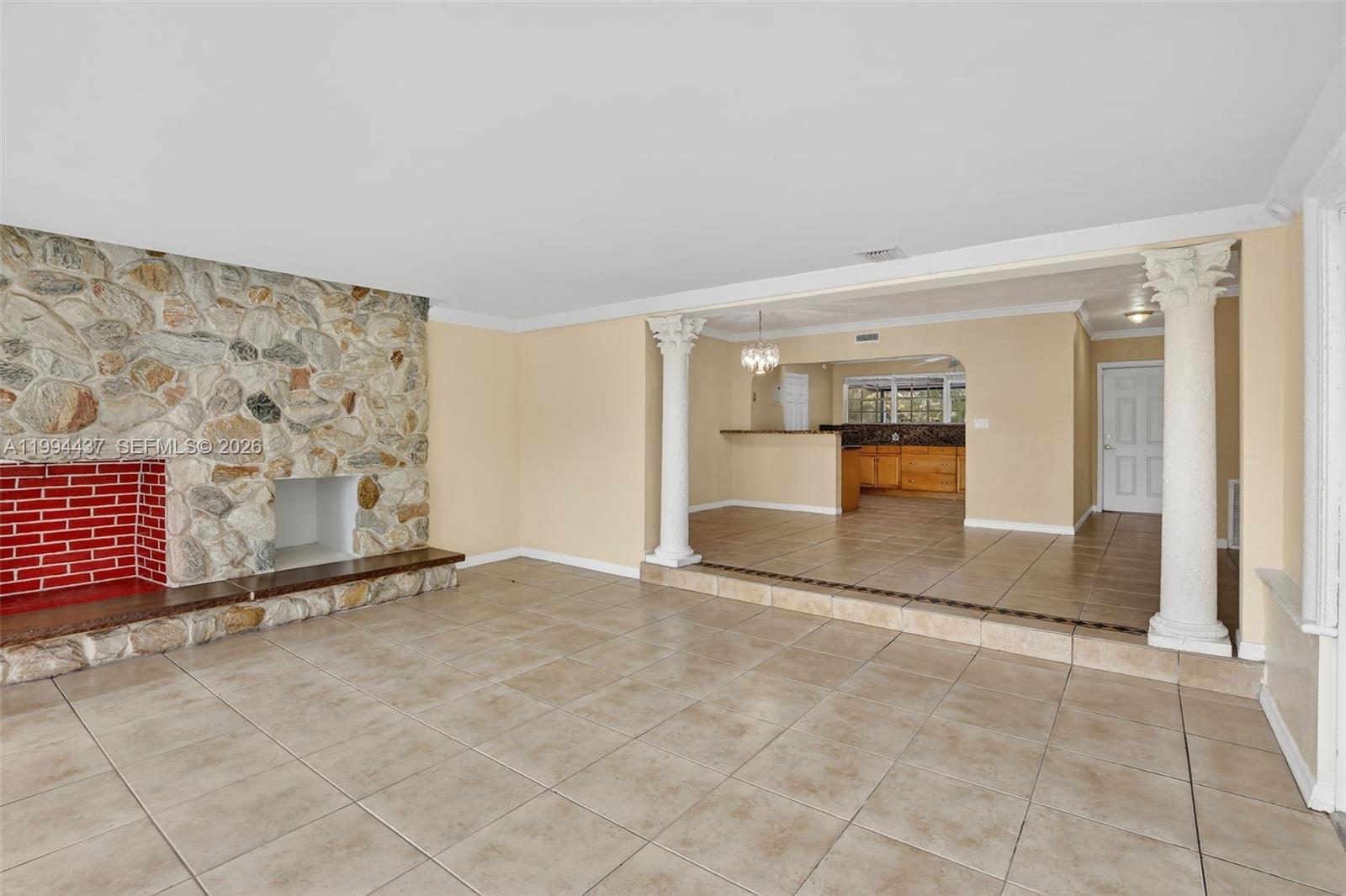 PLANTATION SUNRISE HEIGHT - Residential